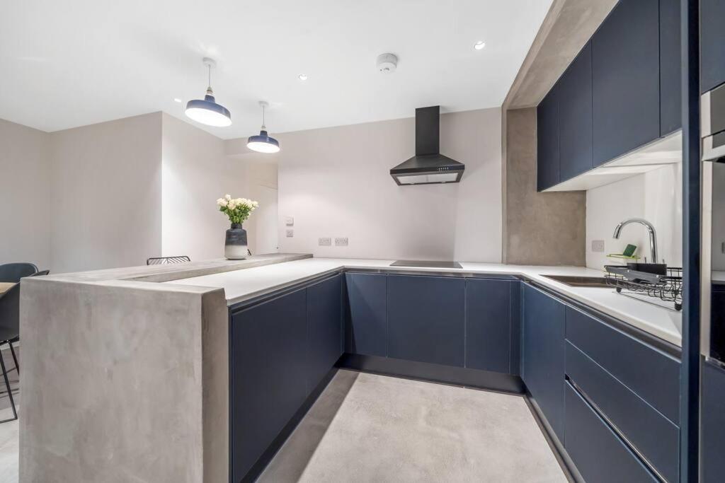 Trendy 2 Bedroom 2 Bathroom Apartment Minutes From Seafront In St Leonard'S Hastings St Leonards-on-Sea Buitenkant foto
